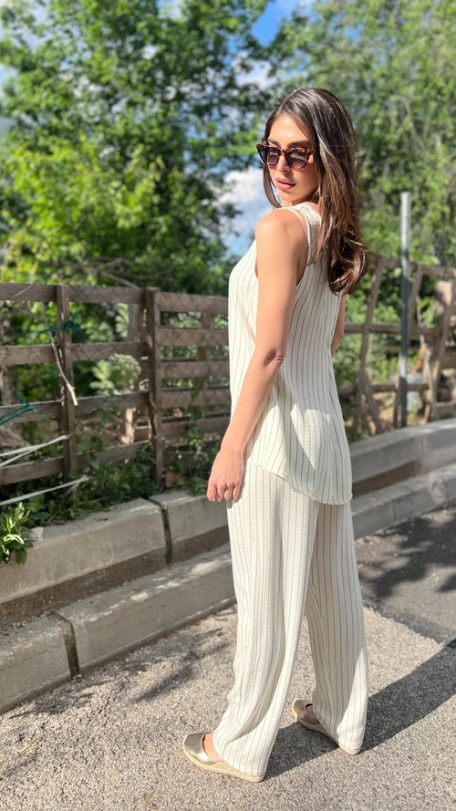 Conjunto pantalón y top en simil lino raya crudo