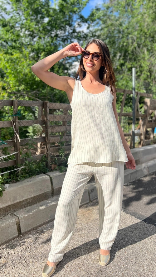 Conjunto pantalón y top en simil lino raya crudo